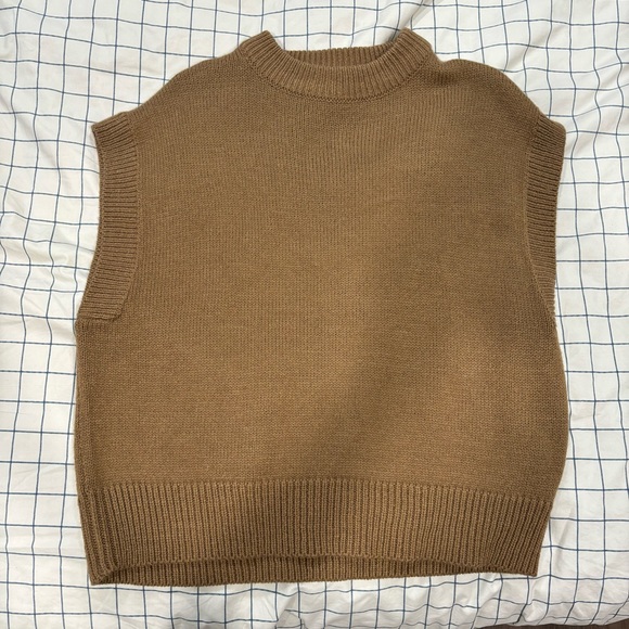 ASOS sweater vest top - Picture 2 of 4